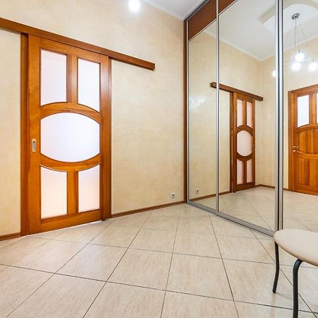 Apartments on Besarabka Kiev Bagian luar foto