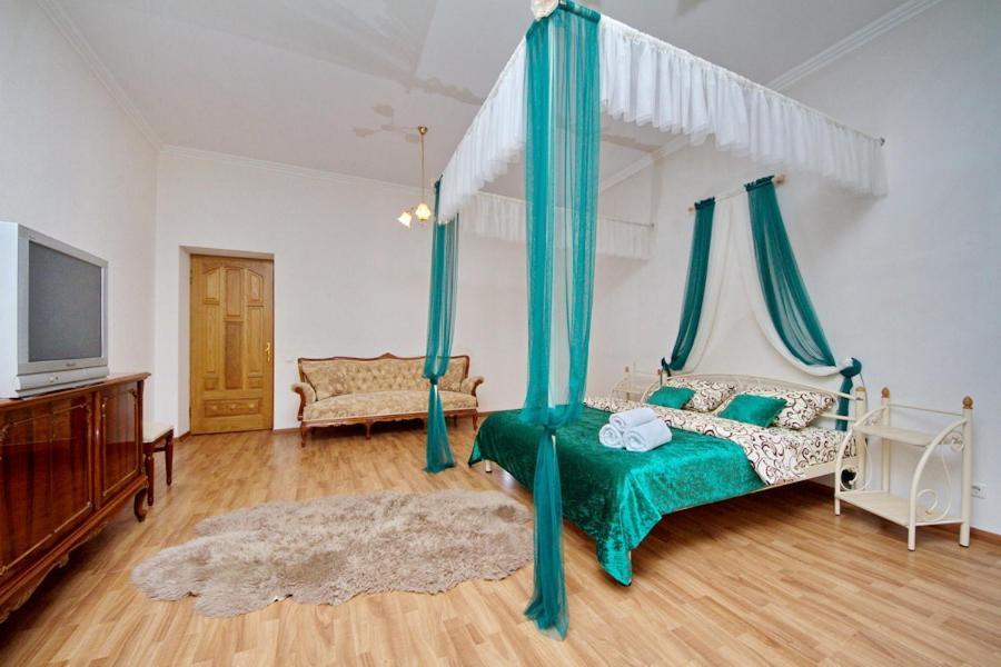 Apartments on Besarabka Kiev Bagian luar foto