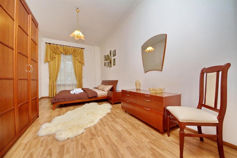 Apartments on Besarabka Kiev Bagian luar foto